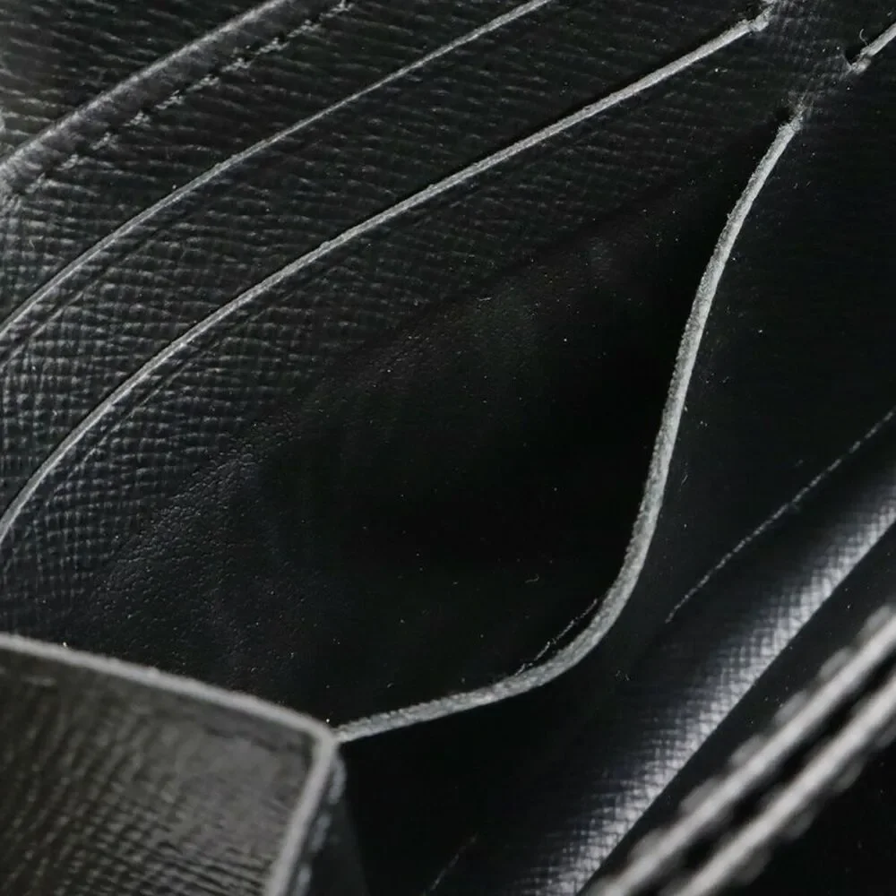 Louis Vuitton Zippy Wallet